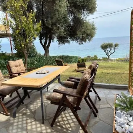 Enjoy With Sea View Loutra Elevtheron